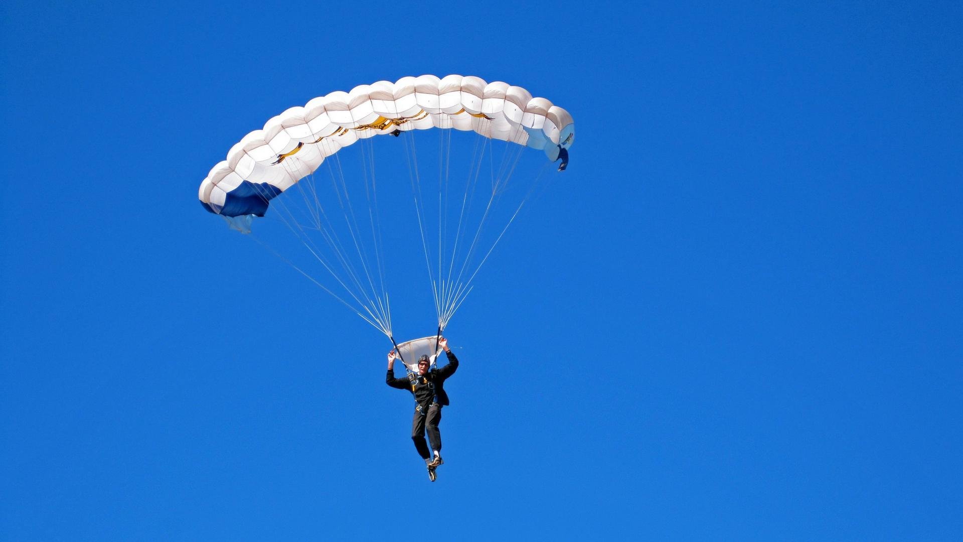 开云体育入口-中国女篮的精神让世界感动,中国女篮精神描述